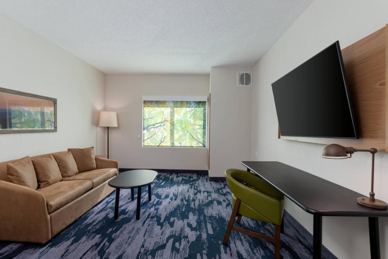 Fairfield Inn & Suites By Marriott Atlanta Stonecrest Литония Экстерьер фото