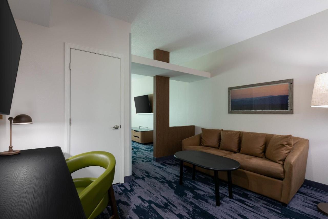 Fairfield Inn & Suites By Marriott Atlanta Stonecrest Литония Экстерьер фото