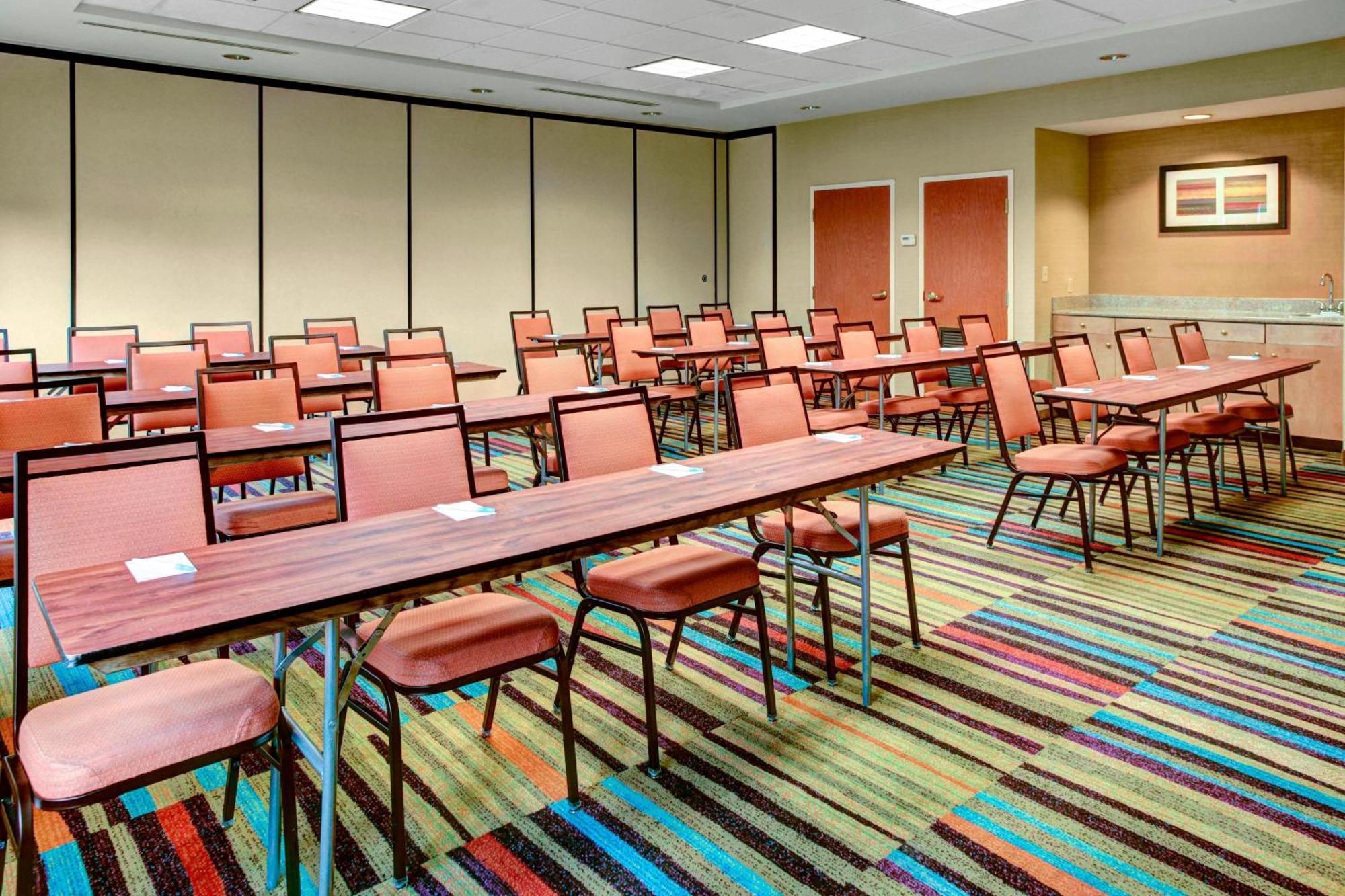 Fairfield Inn & Suites By Marriott Atlanta Stonecrest Литония Экстерьер фото