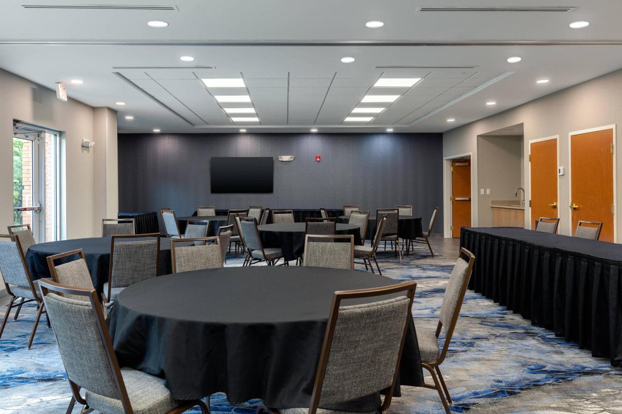 Fairfield Inn & Suites By Marriott Atlanta Stonecrest Литония Экстерьер фото