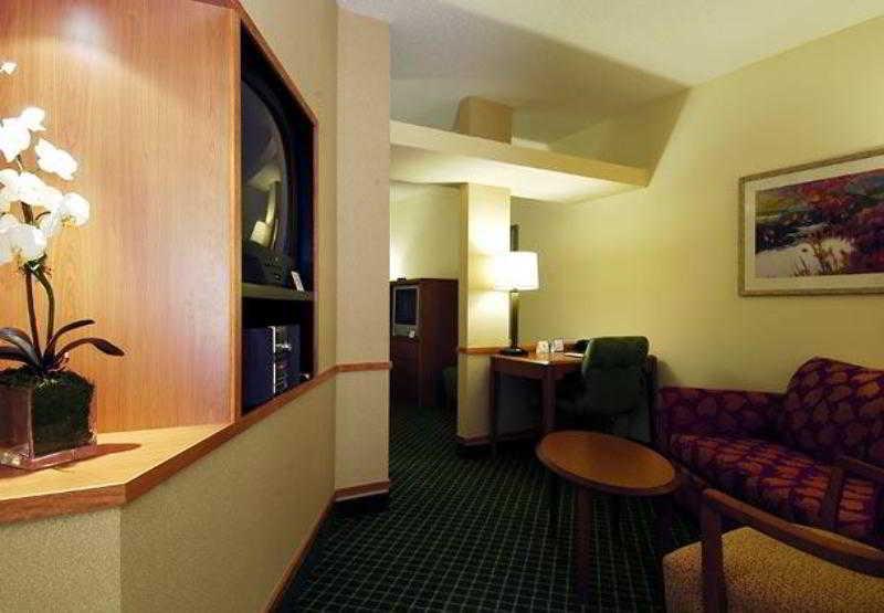 Fairfield Inn & Suites By Marriott Atlanta Stonecrest Литония Интерьер фото
