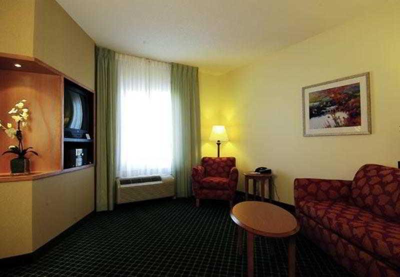 Fairfield Inn & Suites By Marriott Atlanta Stonecrest Литония Экстерьер фото