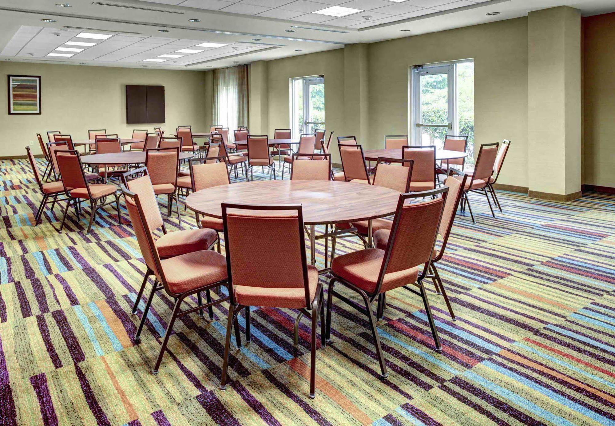 Fairfield Inn & Suites By Marriott Atlanta Stonecrest Литония Экстерьер фото
