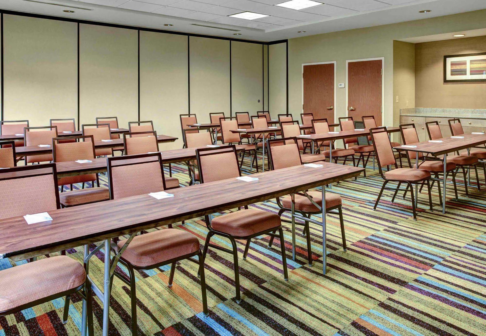 Fairfield Inn & Suites By Marriott Atlanta Stonecrest Литония Экстерьер фото
